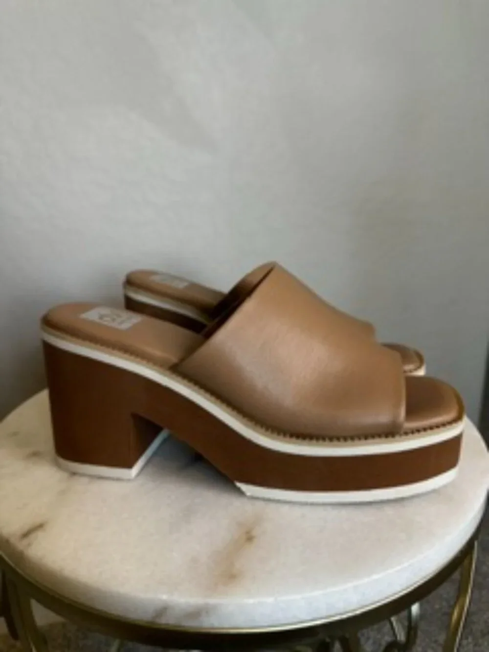 DV Platform Sandals